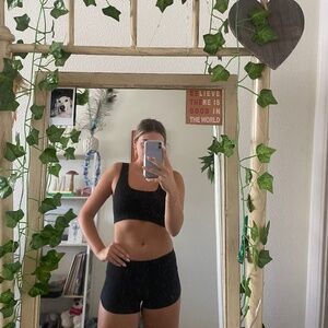 Lululemon Black Speed Up Low-Rise Lined Shorts 2.5"